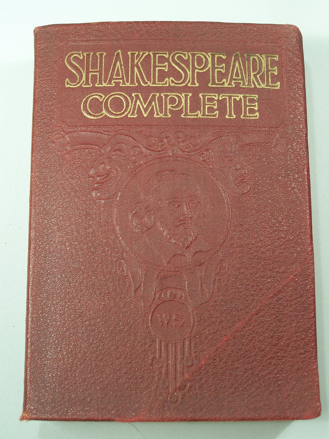 Shakespeare Complete - His Plays and Poems - An Index to the Characters - The History of His Life