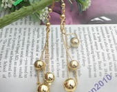 Pretty retro gold drop shape with vine pattern earrings pendant vintage style
