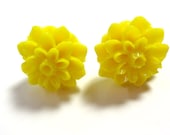 Bright Yellow Chrysanthemum Post Earrings - Glamour365