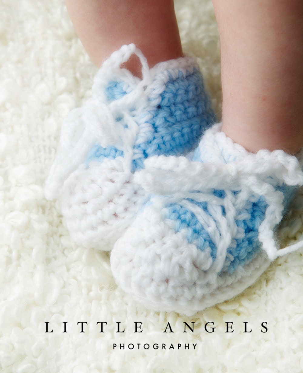 Easy Sneakers Crochet Bootie Pattern (535)