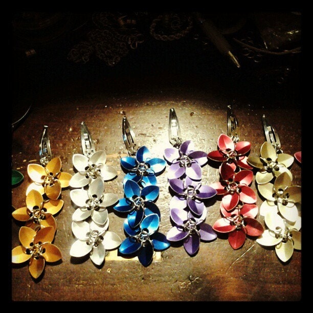 Cascading Flowers Barrette
