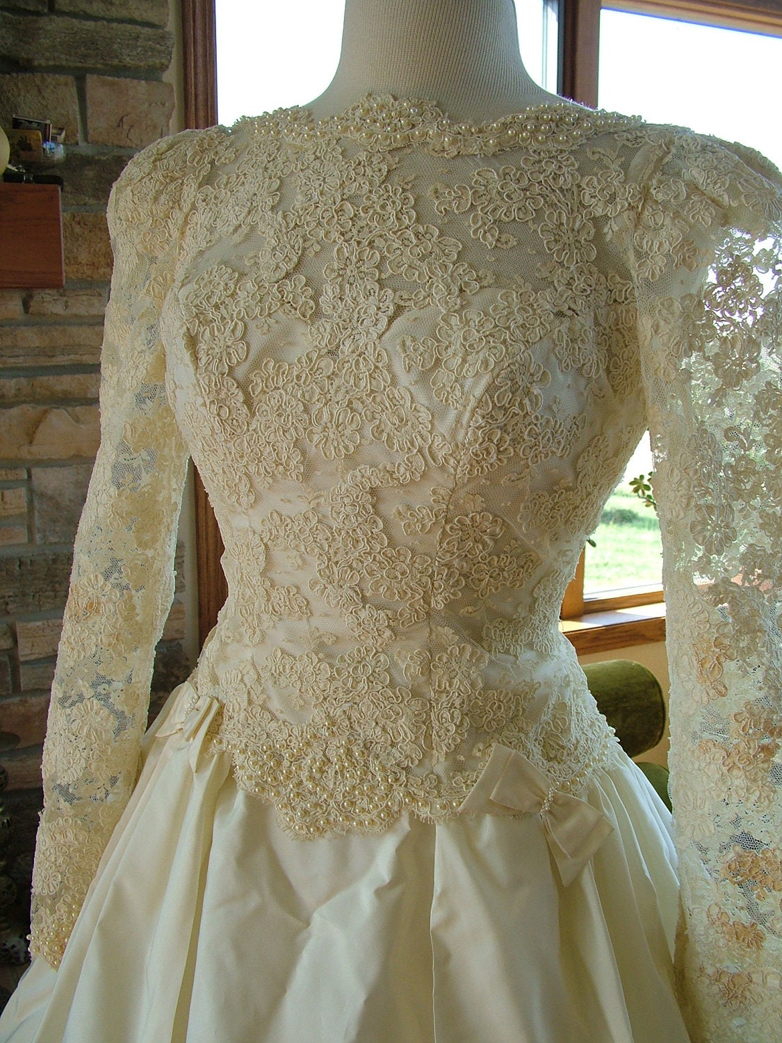 Alencon Lace