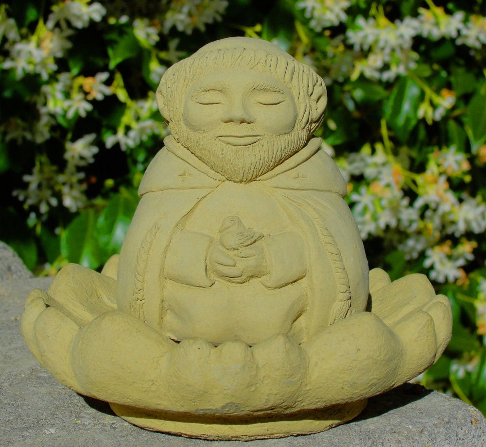 Small MEDITATING SAINT FRANCIS Stone Garden Buddha Sculpture (o)