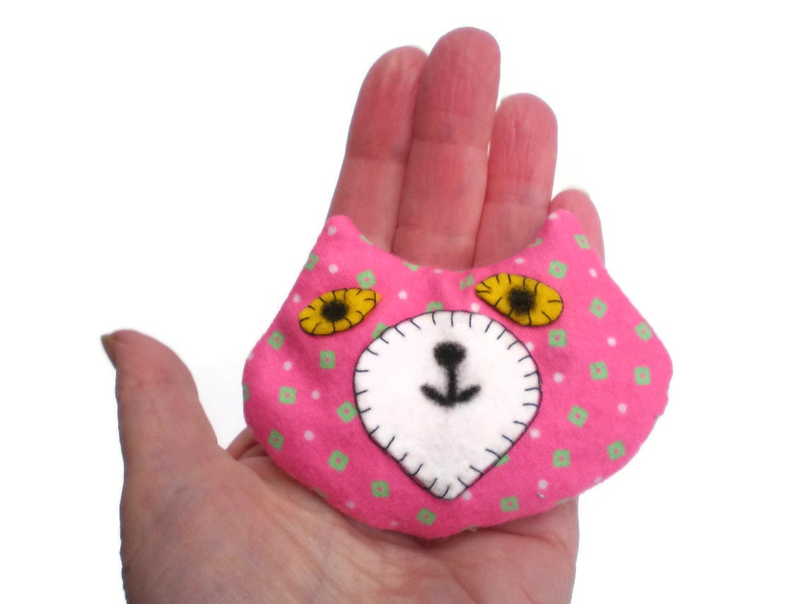 Cat Head Rice Heat Cold Pack Microwavable for Hand Pocket or Kids Boo Boos and Ouchies Pink Green White