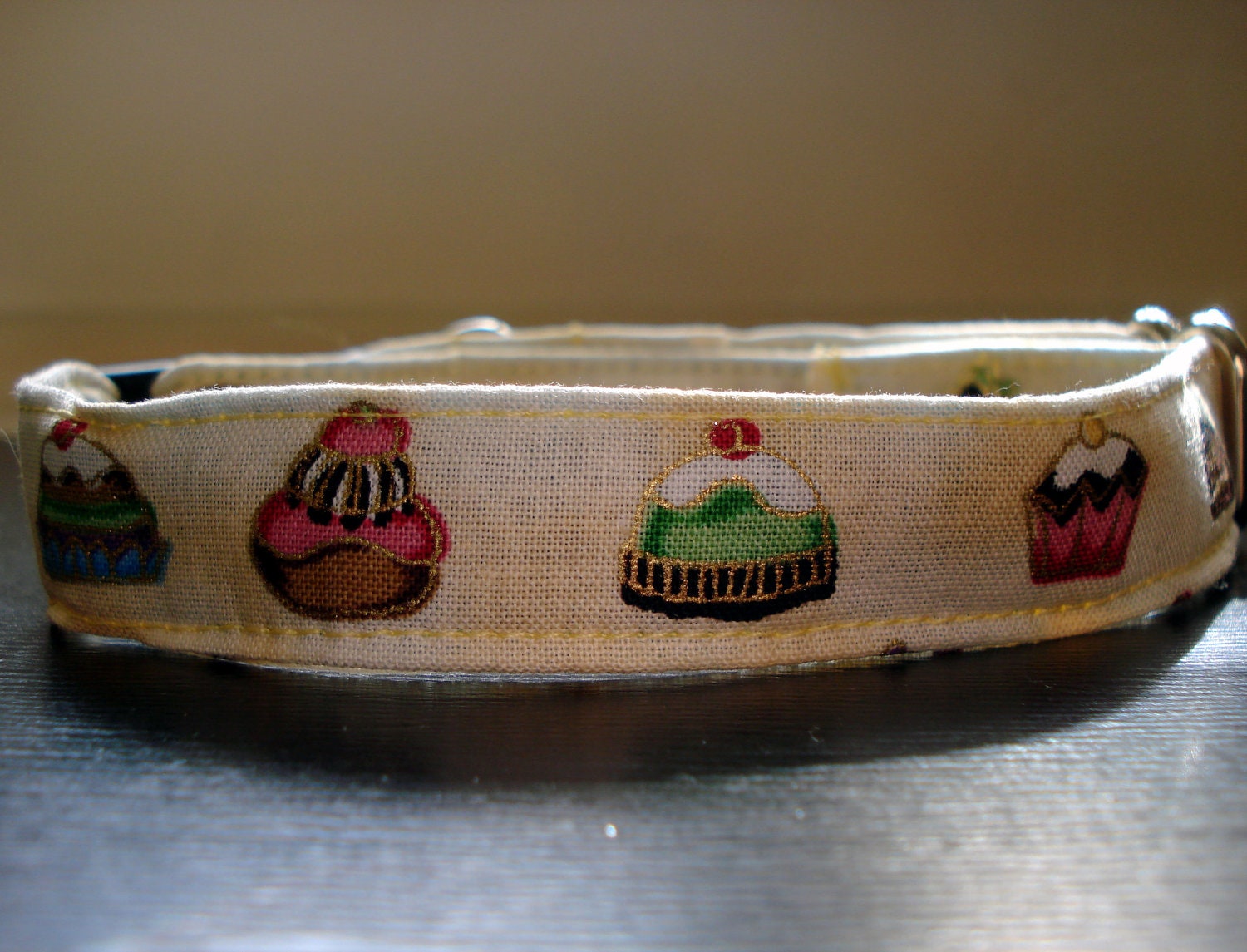 Vintage Cupcakes Eco Dog Collar - Medium (12"-18")