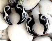 Horn Earrings -- CLEARANCE SALE 30% OFF -- 1 Pair Fake Gauge Double Horn Tusk Curls - Bone Inlaid Flame Earrings - (By Fake Gauge Organics)
