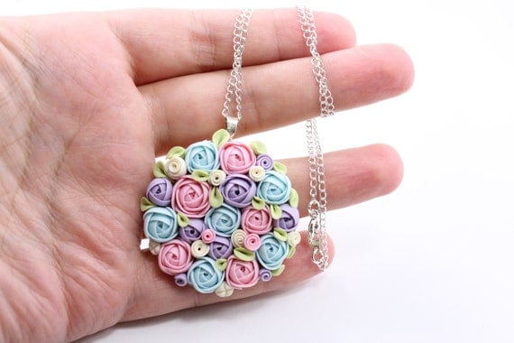 Flower necklace -- Pastel -- wedding --Blue, Pink, Red, White, Green -- Free shipping