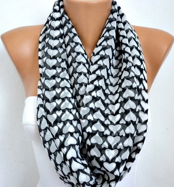 Infinity Scarf Shawl Circle Scarf  Loop  Scarf Gift -fatwoman - LOVE - Heart
