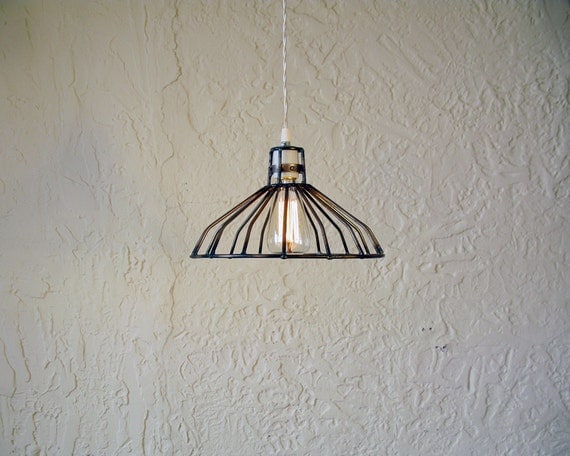 BARN pendant lamp Hang in the kitchen or dining room and enjoy the Edison bulb warmth