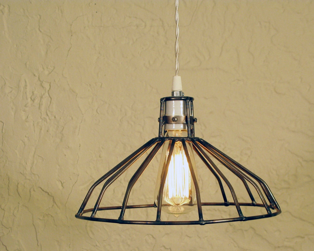 BARN pendant lamp Hang in the kitchen or dining room and enjoy the Edison bulb warmth