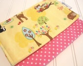 Burp Cloth/Hoo's in the Forest/Double Flannel Backing in White/Set of Two