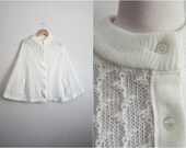 70s White Crocheted Bohemian Cape/ Poncho/ Wrap / Shawl/ Ruana/ Wedding. One size
