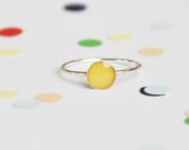 Confetti ring egg yellow 'you only need one confetti to remember the party...' sterling silver
