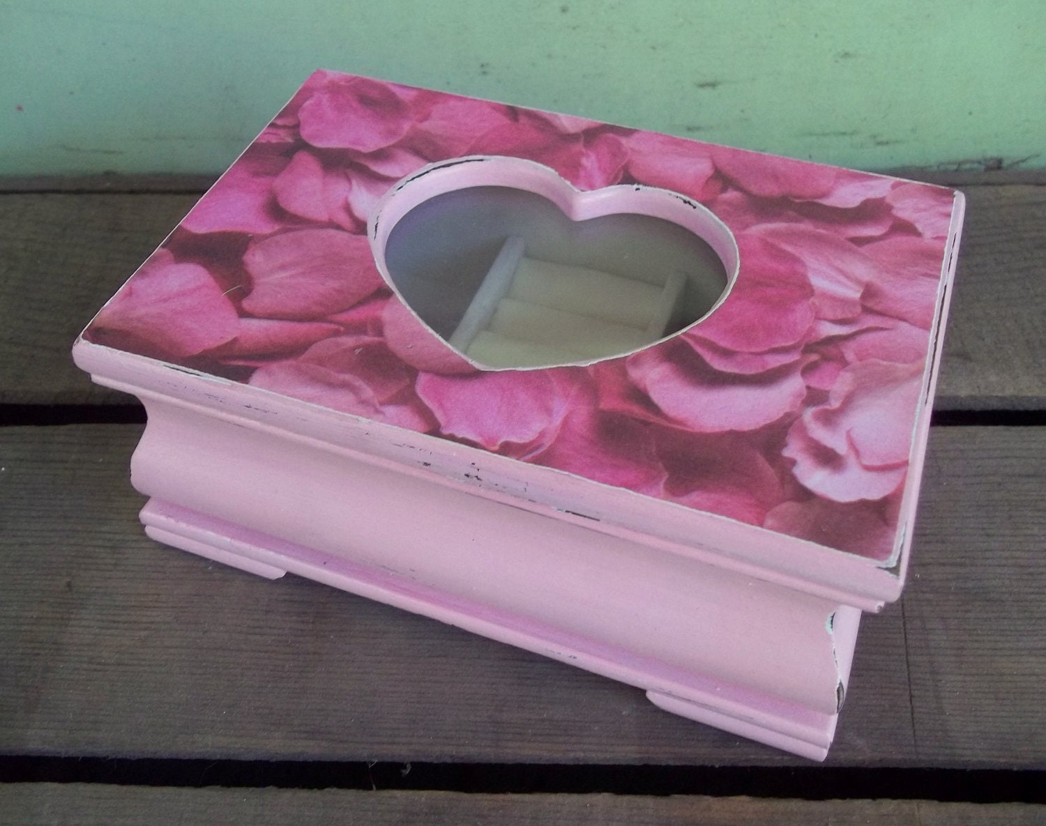 little upcycled jewelry box - pretty in pink
