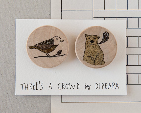 Bear and Bird - Pack of illustrated wooden brooches