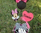 Minnie Mouse Birthday decoration (chevron print)