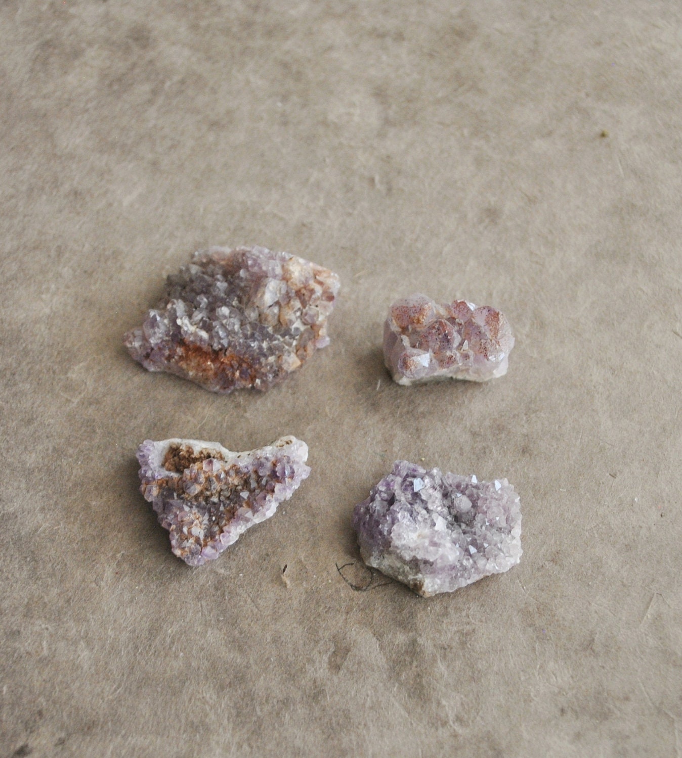 amethyst crystal specimen pieces from thunder bay, canada (4 pcs)