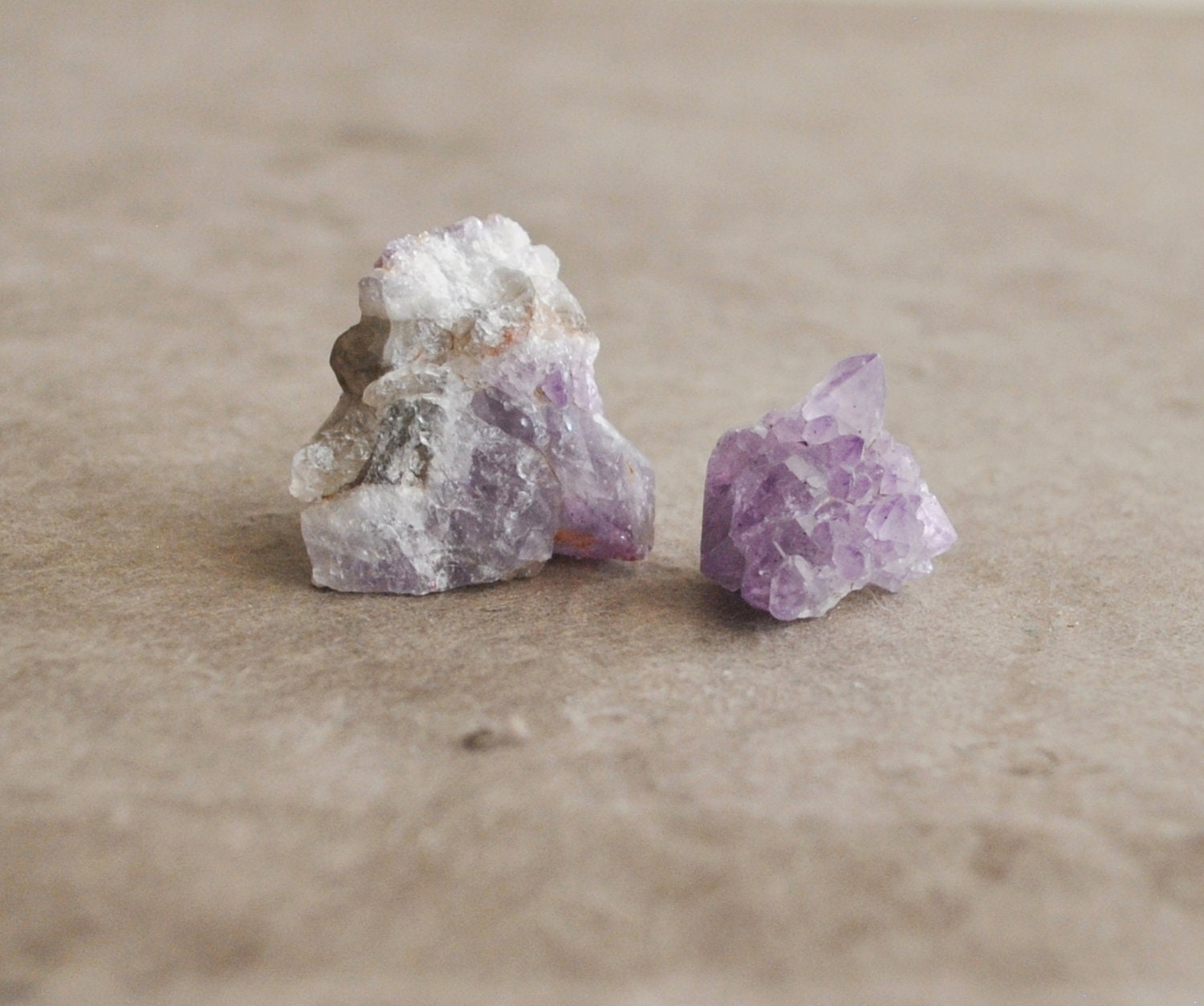 amethyst crystal specimen pieces from thunder bay, canada (2 pcs)