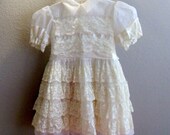 Vintage 1970s Girls Dress Fancy Lace First Communion Wedding Layers Ruffles Creamy Ivory Peter Pan Collar B30