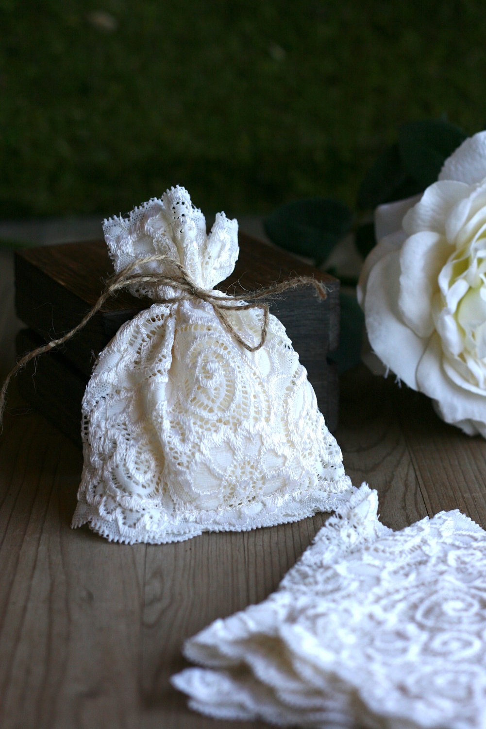 Lace Wedding favor bags