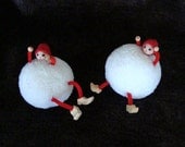 Two Pom Pom Snowballs -Pom Pom Christmas Decoration -Pom Pom Winter Decor -Snow Decoration -Pompon -Pipe Cleaners Craft -Red-White -Item