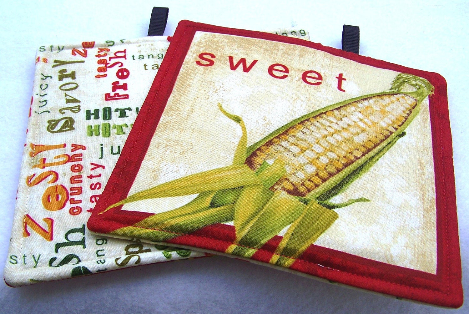 Hot Pads Kitchen Decor Set of Two Pot Holders featuring Summer Corn Trivets