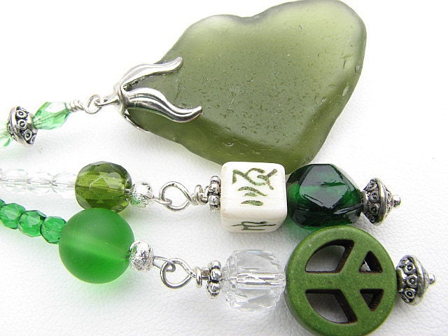 Beaded Beach Glass Keychain, Olive Green Seaglass Keyring Key Chain