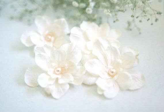 Ivory Wedding Hair Flowers with Pearls (4 pcs) Bridal Flower Hair Pins Rustic Beach Wedding Garden Wedding Hair Accessories Bridesmaid