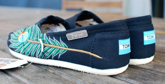 Peacock feather TOMS