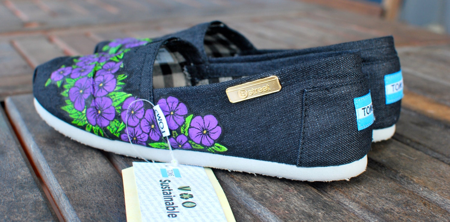 Puerto Rican Coqui Frog TOMS shoes