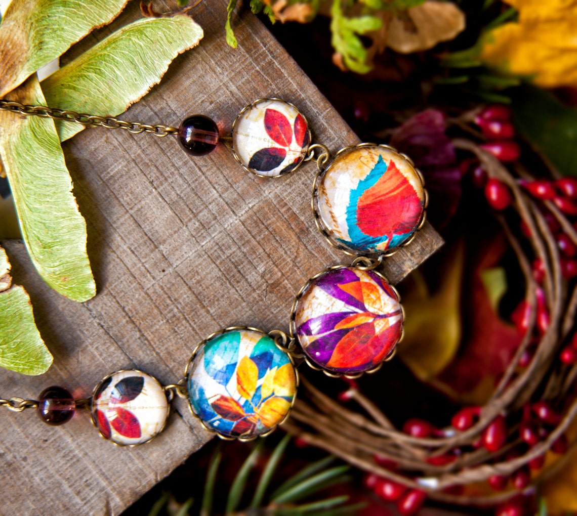 Autumn bib necklace - Morning in the park collection - Free Worldwide Shipping - Gift for her under 35 USD