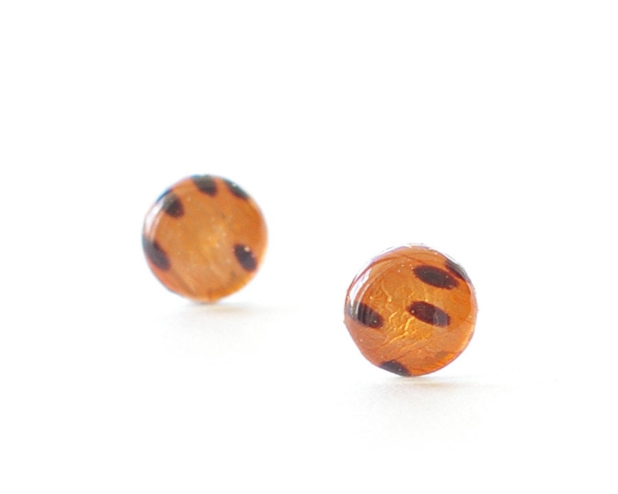 Real Tiger lily petals stud earrings -  orange with black tangerine - Lilium lancifolium