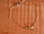 Dainty Gold Bird Bracelet
