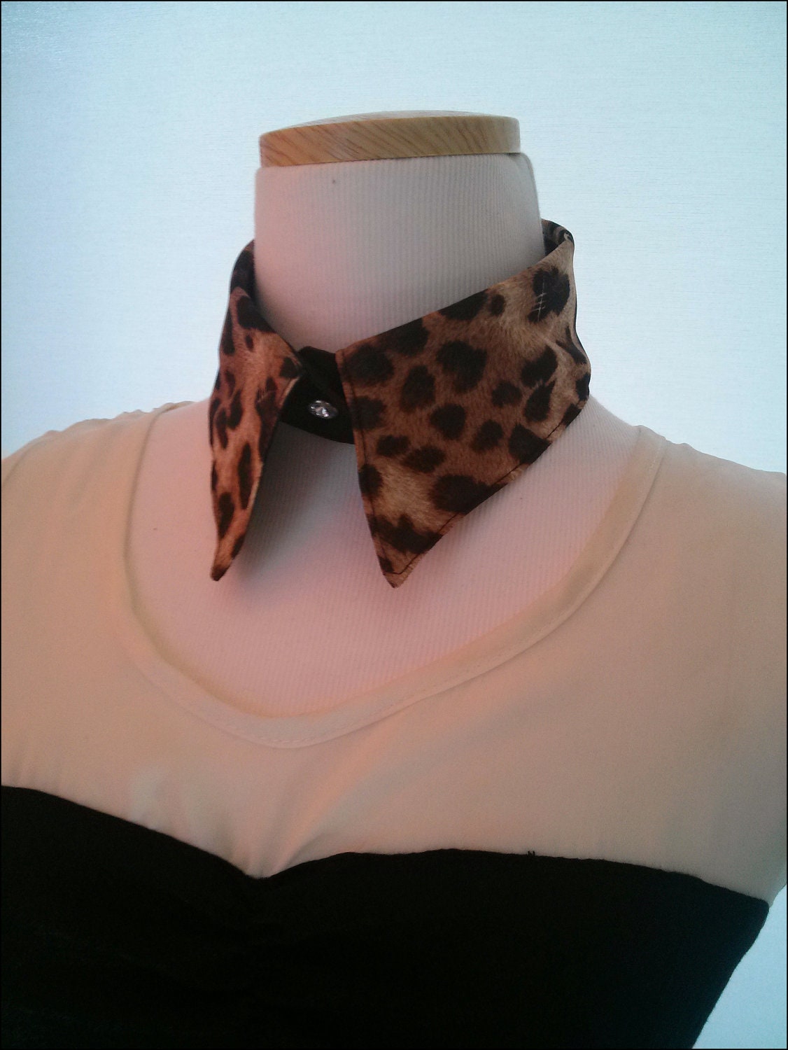 30%OFF SALE the first anniversary of the founding of my etsy shop leopard print cotton  peter pan  handmade collar.unique design