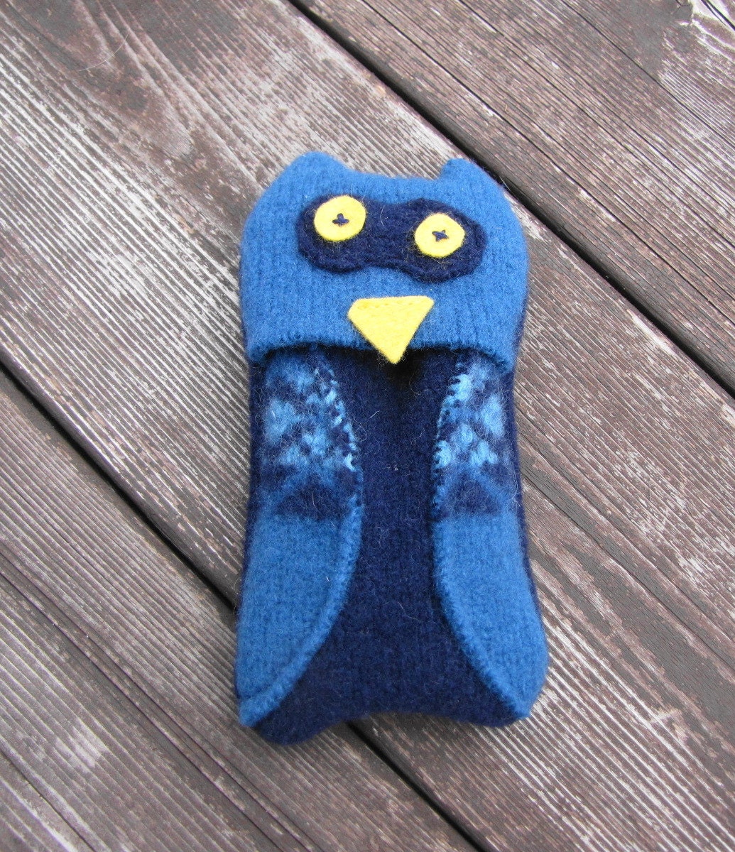 Owl iPod nano Cozy Case Upcycled Wool Felt Sweaters