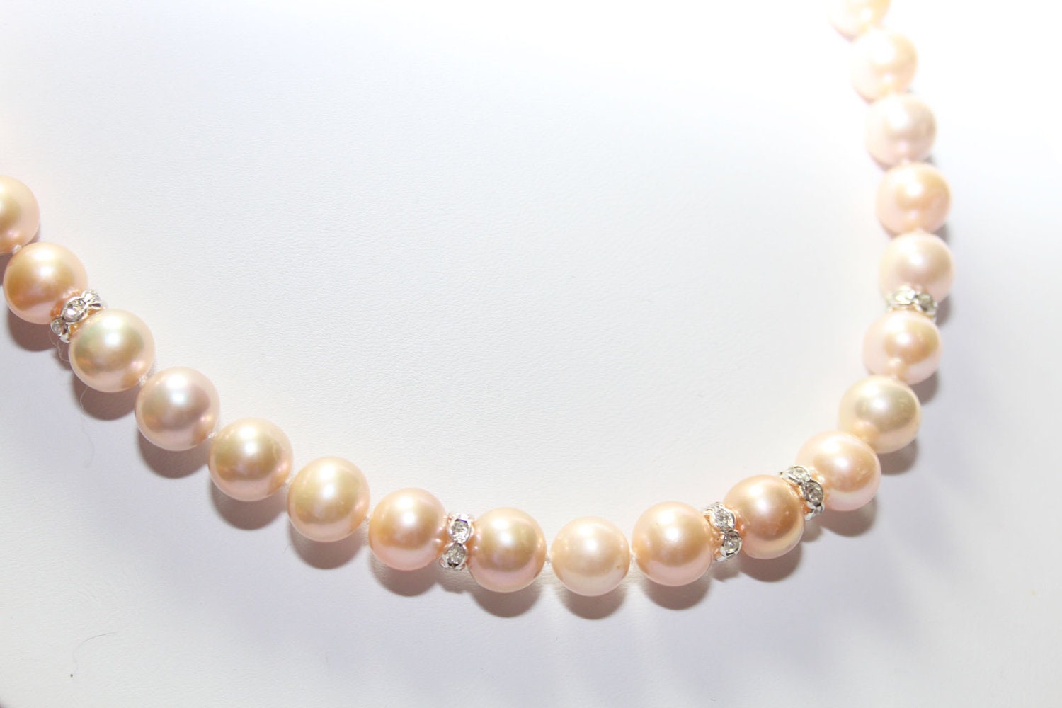 19 inch Cream Hand tied fresh water Pearl  Wedding necklace