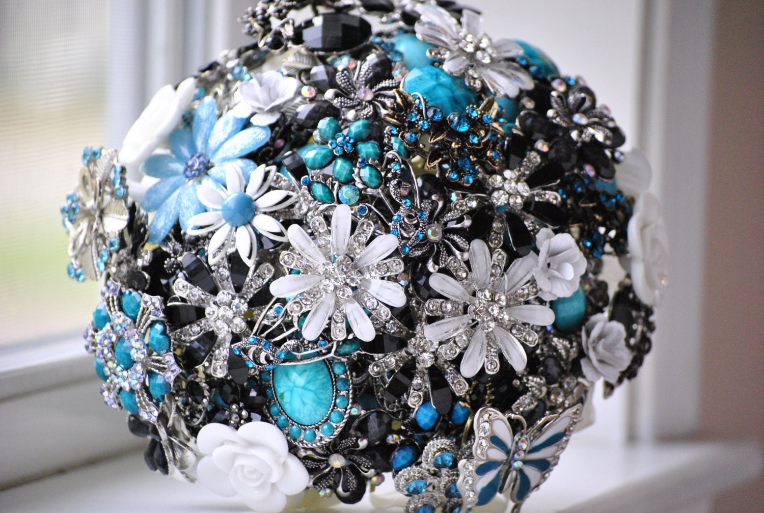 Brooch Bouquet