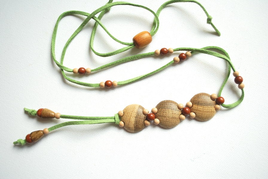 Ash tree,juniper,birch-Wood necklace-Nature,eco friendly,handmade-Wood,woodland-Rustic,rustical.
