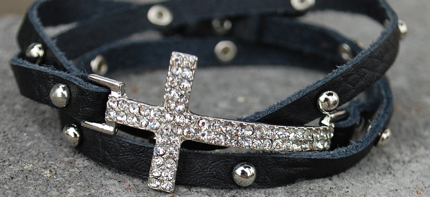 Leather Wrap Cross Bracelet Black