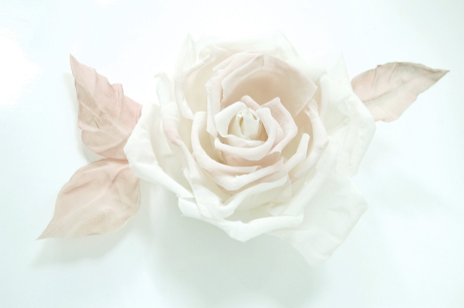 Vintage inspired HANDMADE silk fabric flower hair clip/pin brooch
