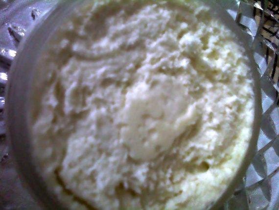 Island Coconut Organic Body Butter made with Organic Shea and Organic Extra Virgin Coconut Oil. Comes with a free Gift