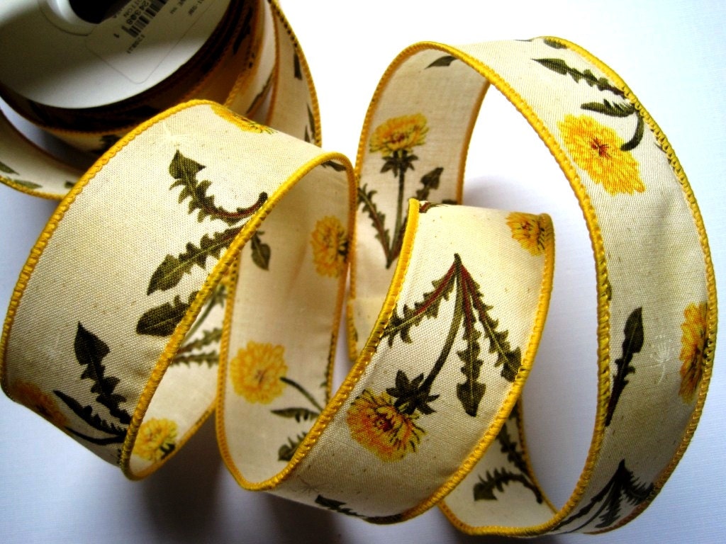 Dandelion Cotton Wired Ribbon Trim, Green/ Yellow, 1 3/8" inch wide, 1 yard, For Gift Packing, Wreaths, Center Pieces, Home Decor