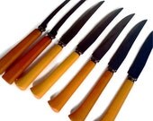 Bakelite Knives Butterscotch Steak Knives and Grapefruit Knives