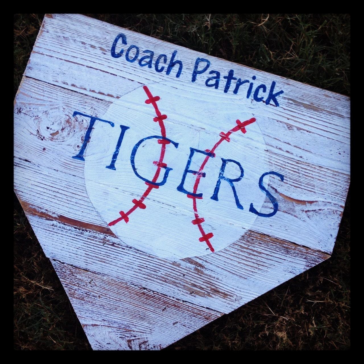 Personalized baseball sign