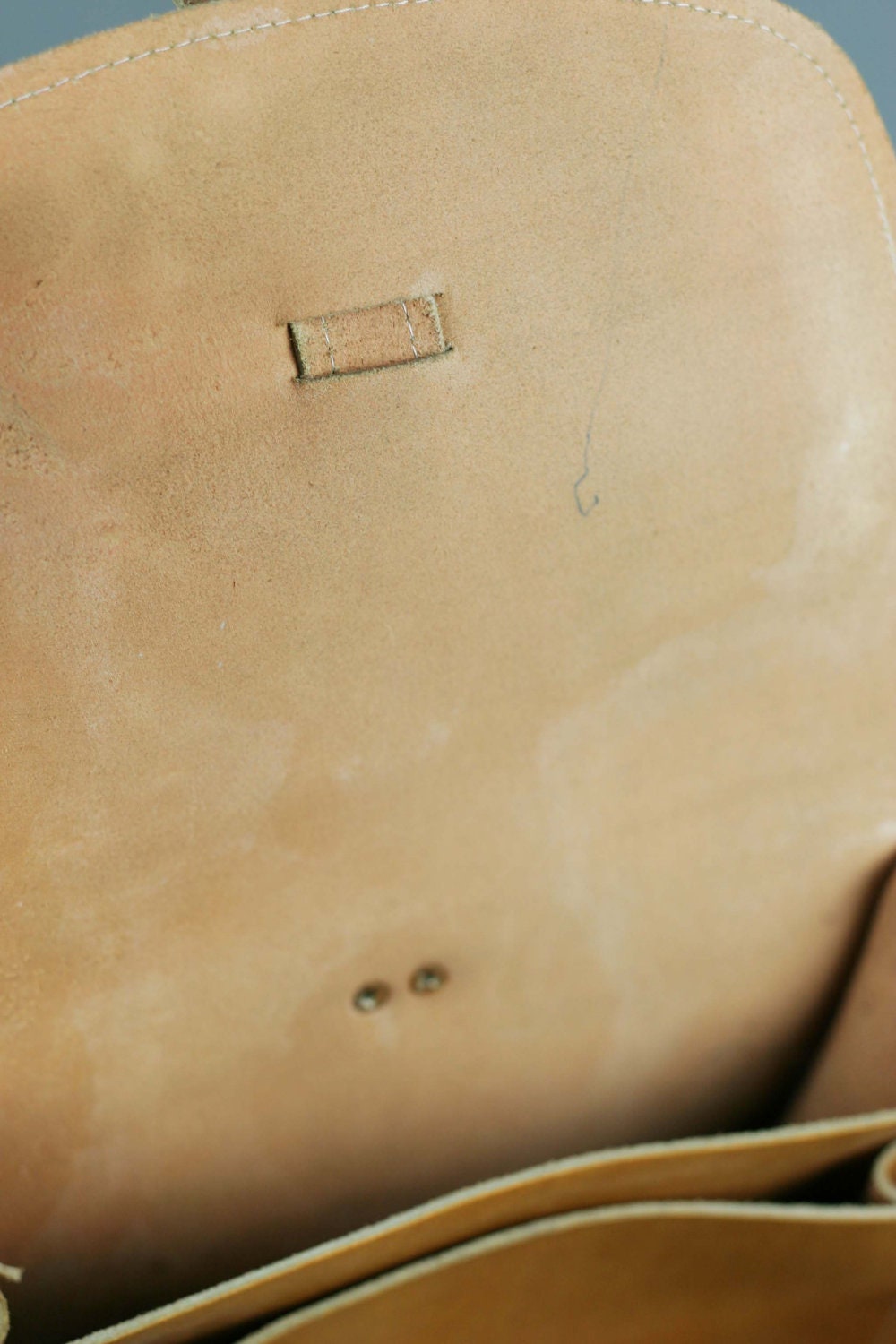 Vintage Tan Leather 70s Saddle Bag Across Body Bag Satchel Purse