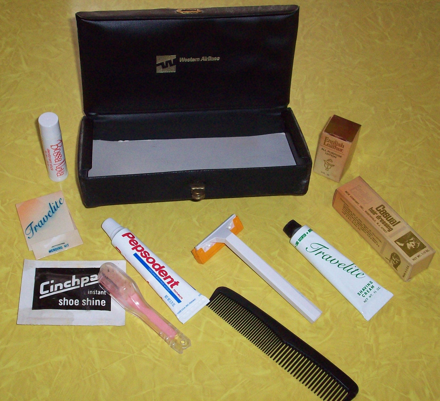 Vintage Western Airlines Travel Overnight Kit Black Vinyl Airline Travel Kit Aviation Advertising