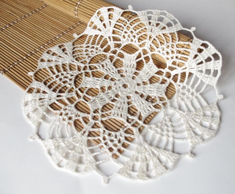 Small crochet doily white handmade linen crochet doilies centerpiece round coaster
