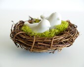 Wedding Table Decorations, Bird Salt and Pepper shakers in a mossy vine nest, woodland wedding, white love birds