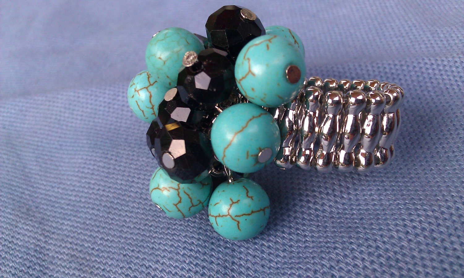 Black turquoise Cluster stretchable bead ring