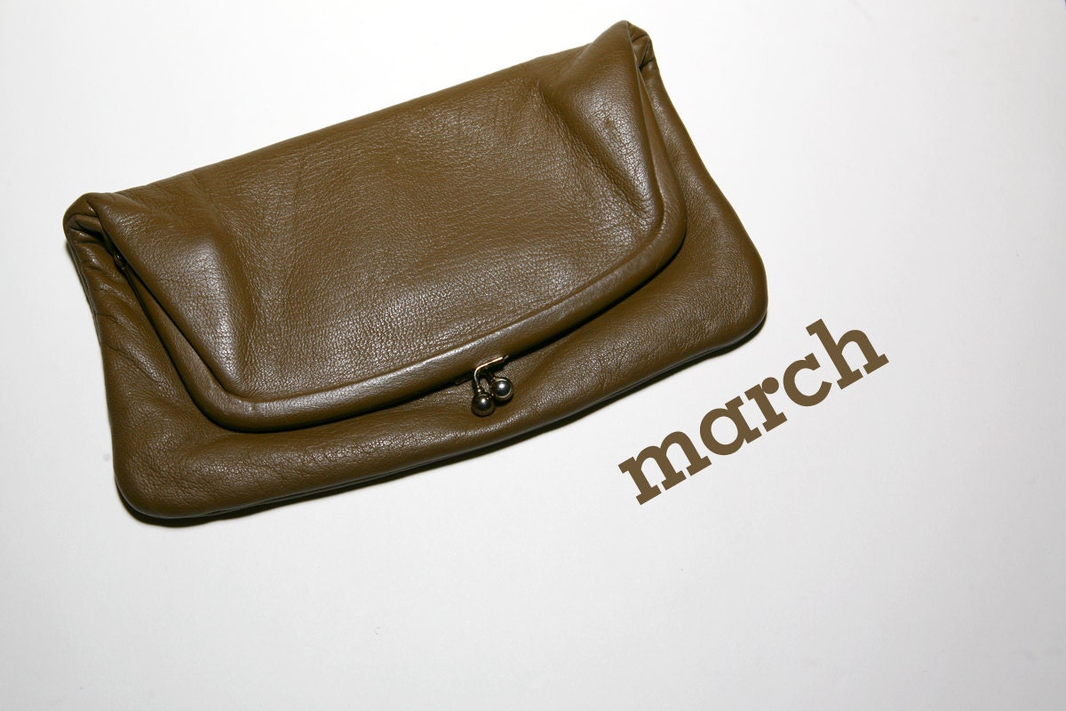 vintage 50s 60s green sage leather fold over clutch st. thomas